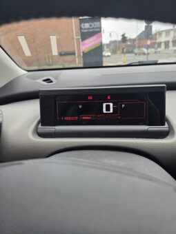 
										Citroen C4 Cactus full									